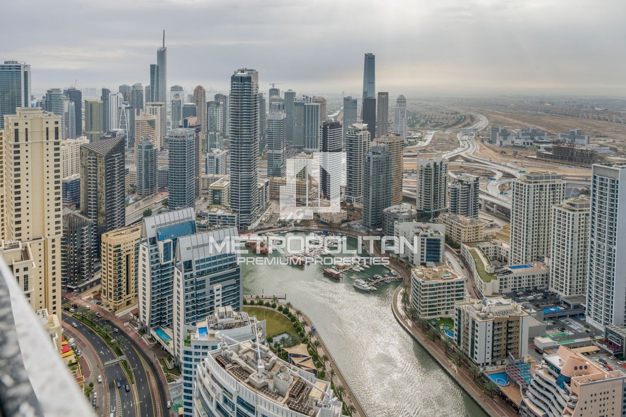 Apartamento en Dubái, EAU, 107 m2 - imagen 1