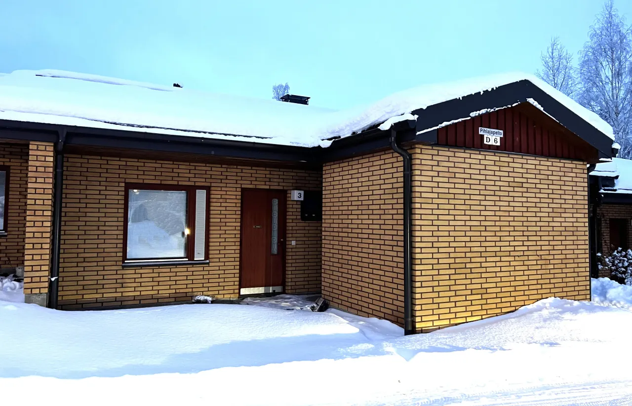 Townhouse in Hirvensalmi, Finland, 43 sq.m - picture 1