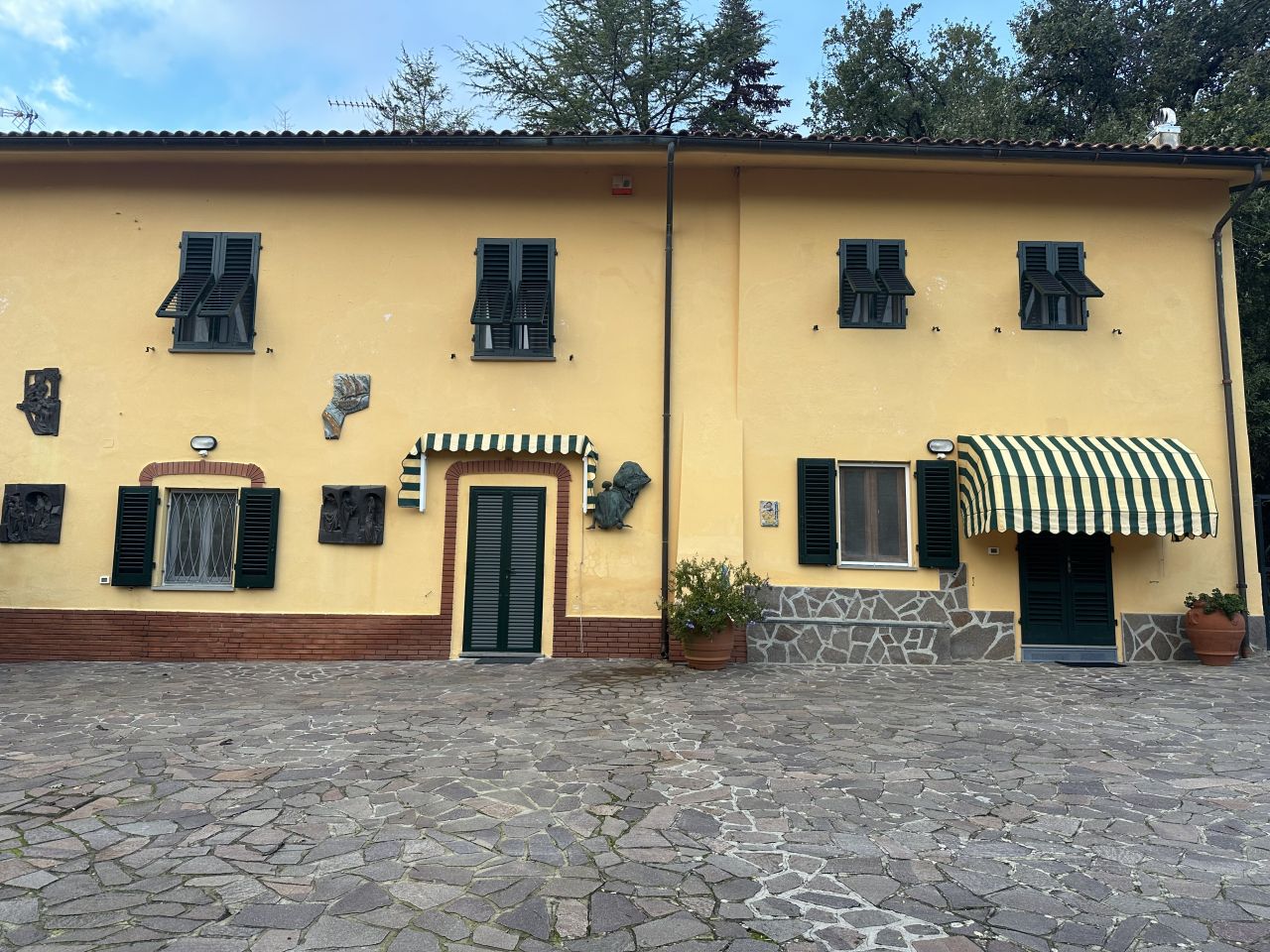 Haus in Montecatini Terme, Italien, 950 m2 - Foto 1