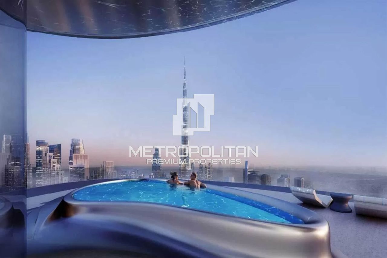 Apartment in Dubai, UAE, 336 m² - picture 1