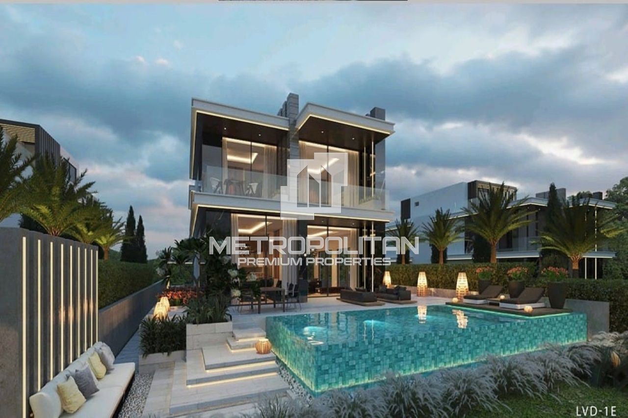 Villa en Dubái, EAU, 1 021 m2 - imagen 1