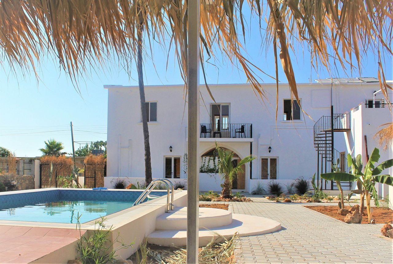 Villa en Karpas, Chipre, 300 m2 - imagen 1