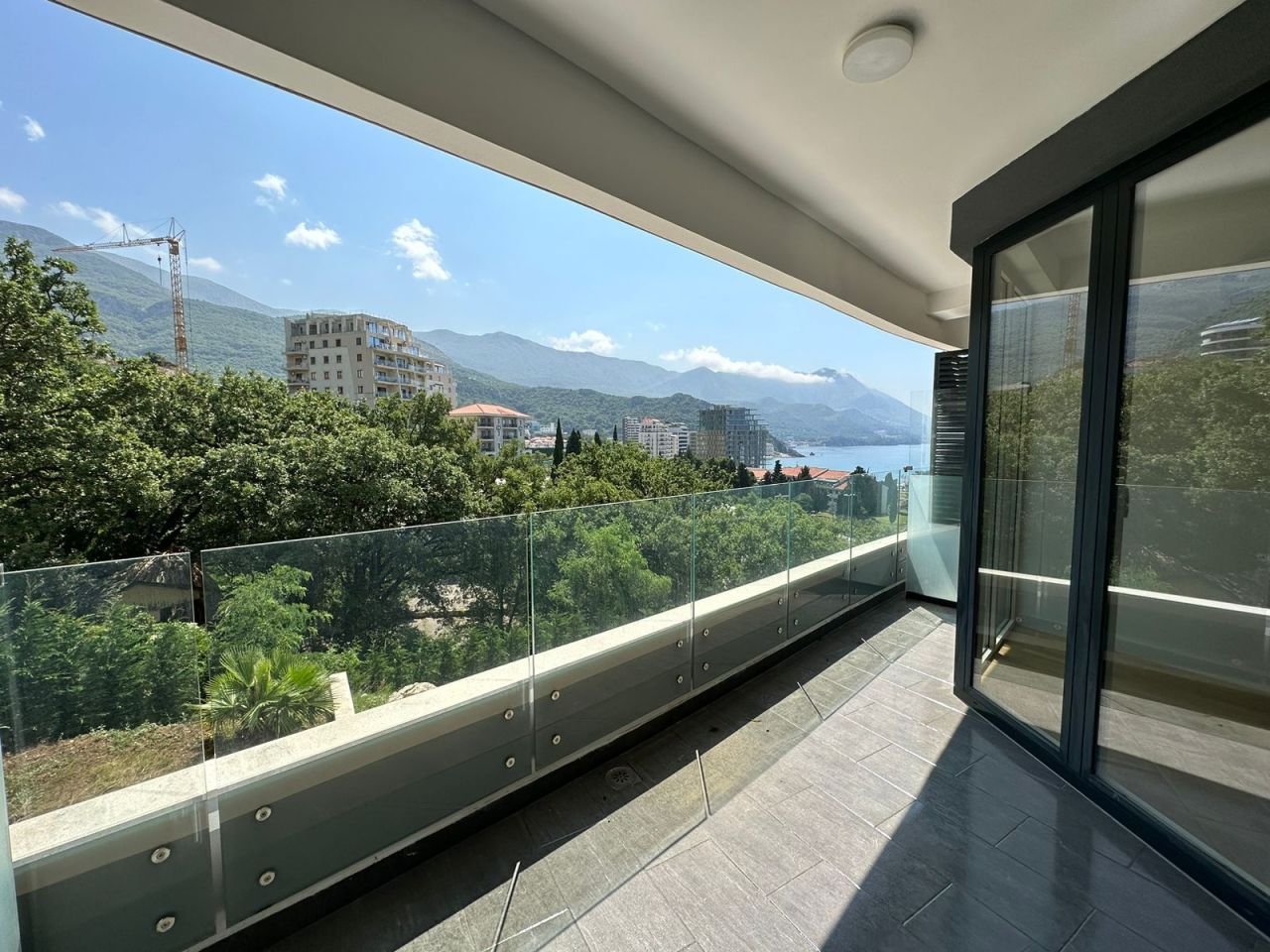 Wohnung in Budva, Montenegro, 52.73 m2 - Foto 1