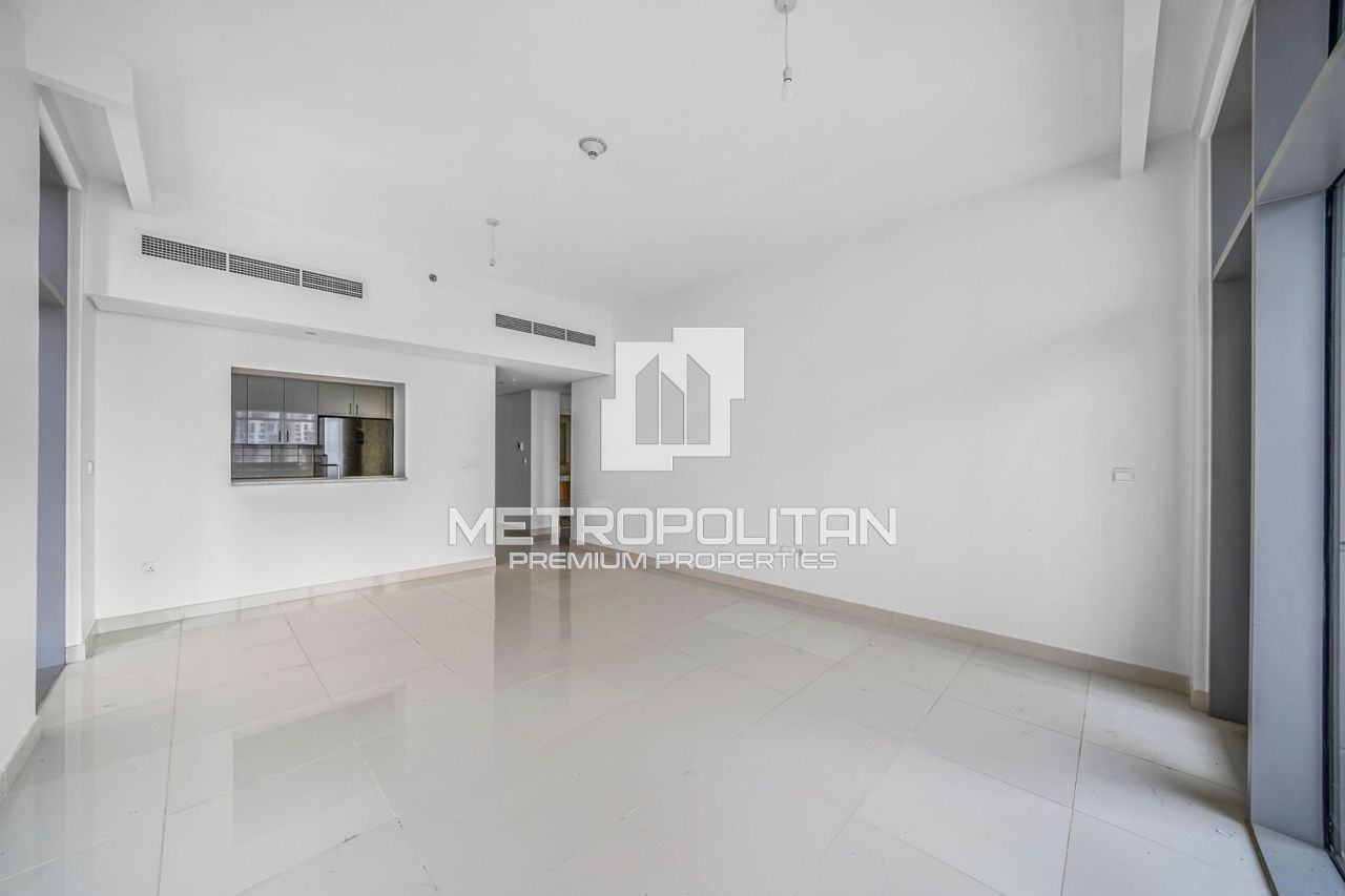 Apartment in Dubai, UAE, 131 sq.m - picture 1