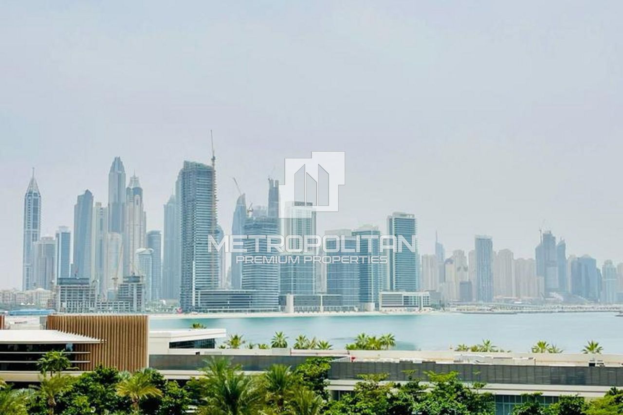 Apartment in Dubai, UAE, 155 m² - picture 1