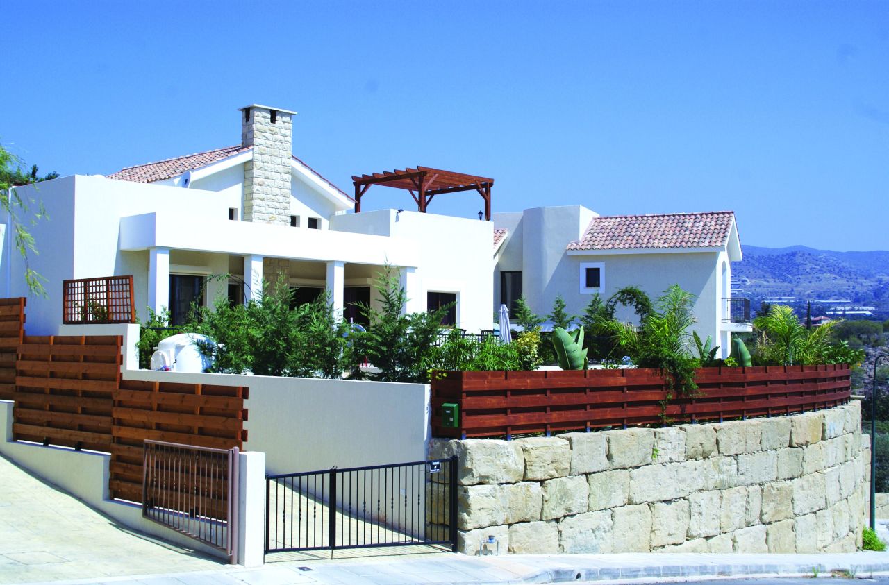 Villa in Limassol, Cyprus, 124 sq.m - picture 1