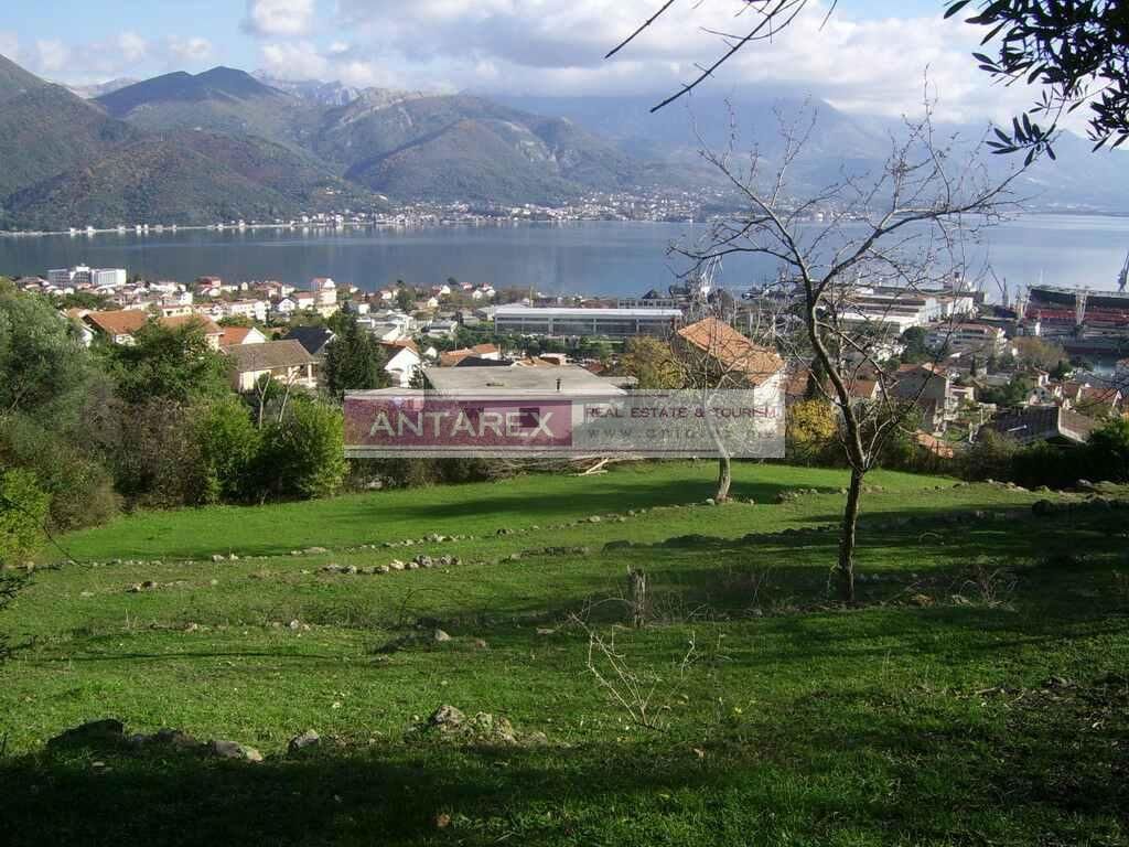 Terreno en Bijela, Montenegro, 1 917 m2 - imagen 1