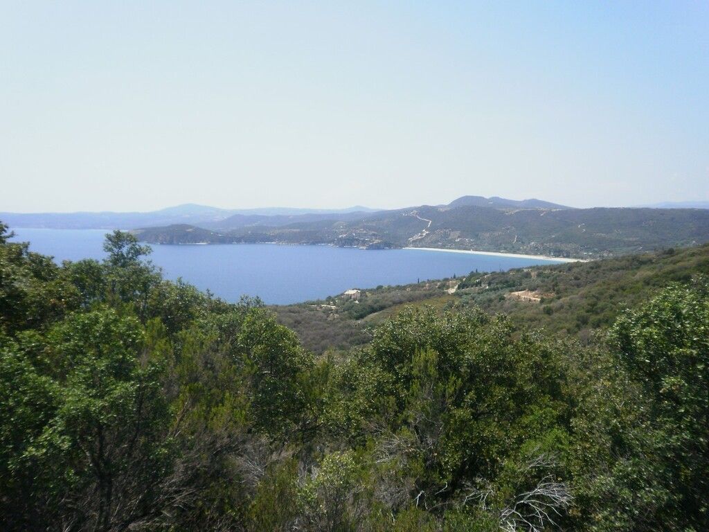 Land in Chalkidiki, Greece, 6 070 sq.m - picture 1