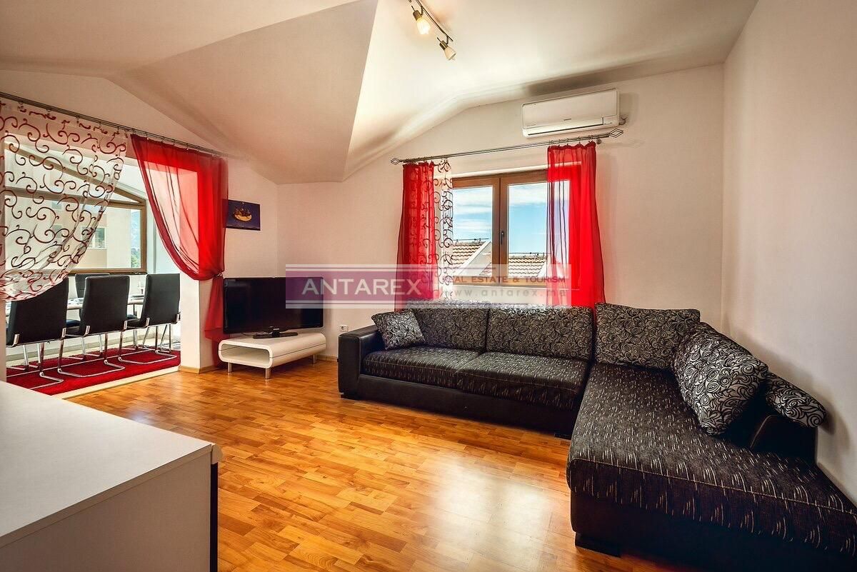 Apartment in Budva, Montenegro, 76 sq.m - picture 1