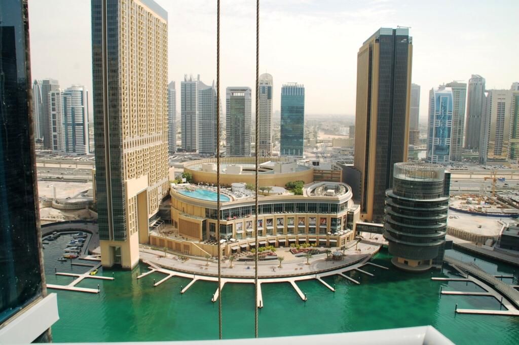 Appartement à Dubaï, EAU, 675 m2 - image 1