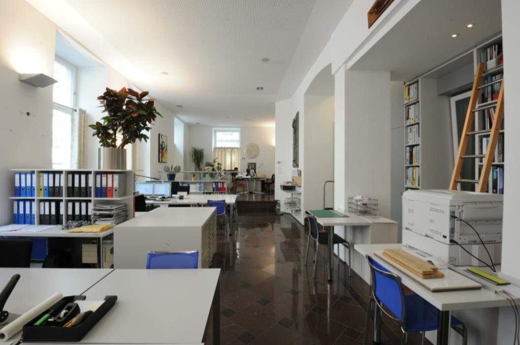 Office in Vienna, Austria, 218.3 sq.m - picture 1