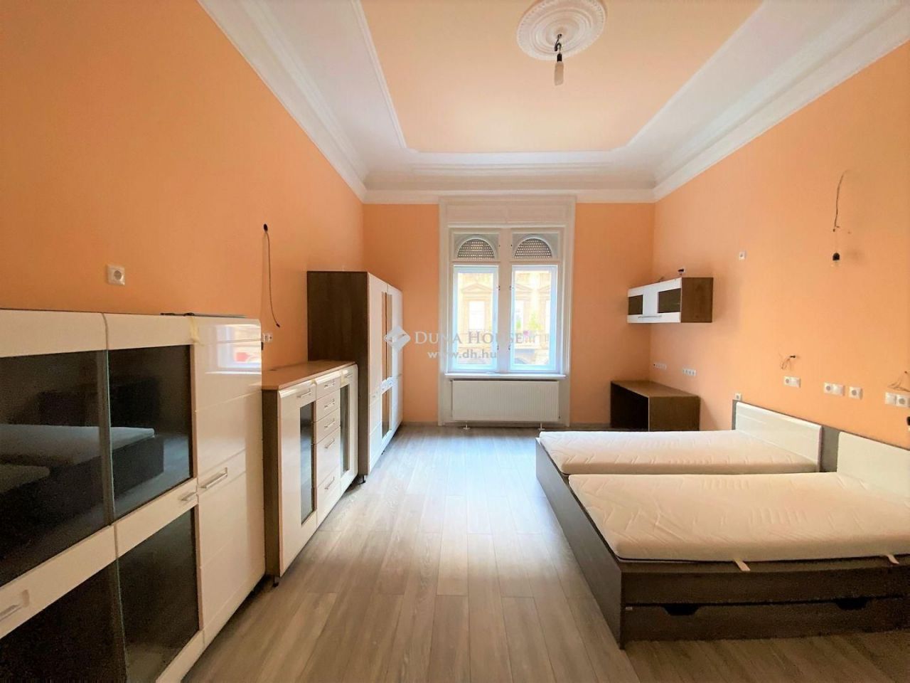 Flat in Budapest, Hungary, 83 sq.m - picture 1