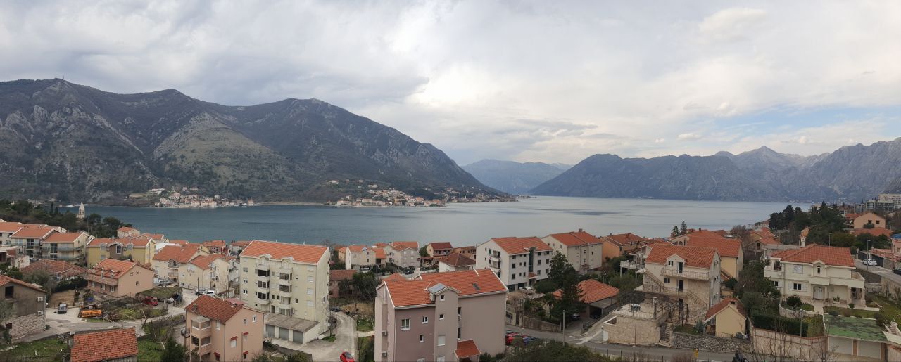Flat in Kotor, Montenegro, 120 sq.m - picture 1