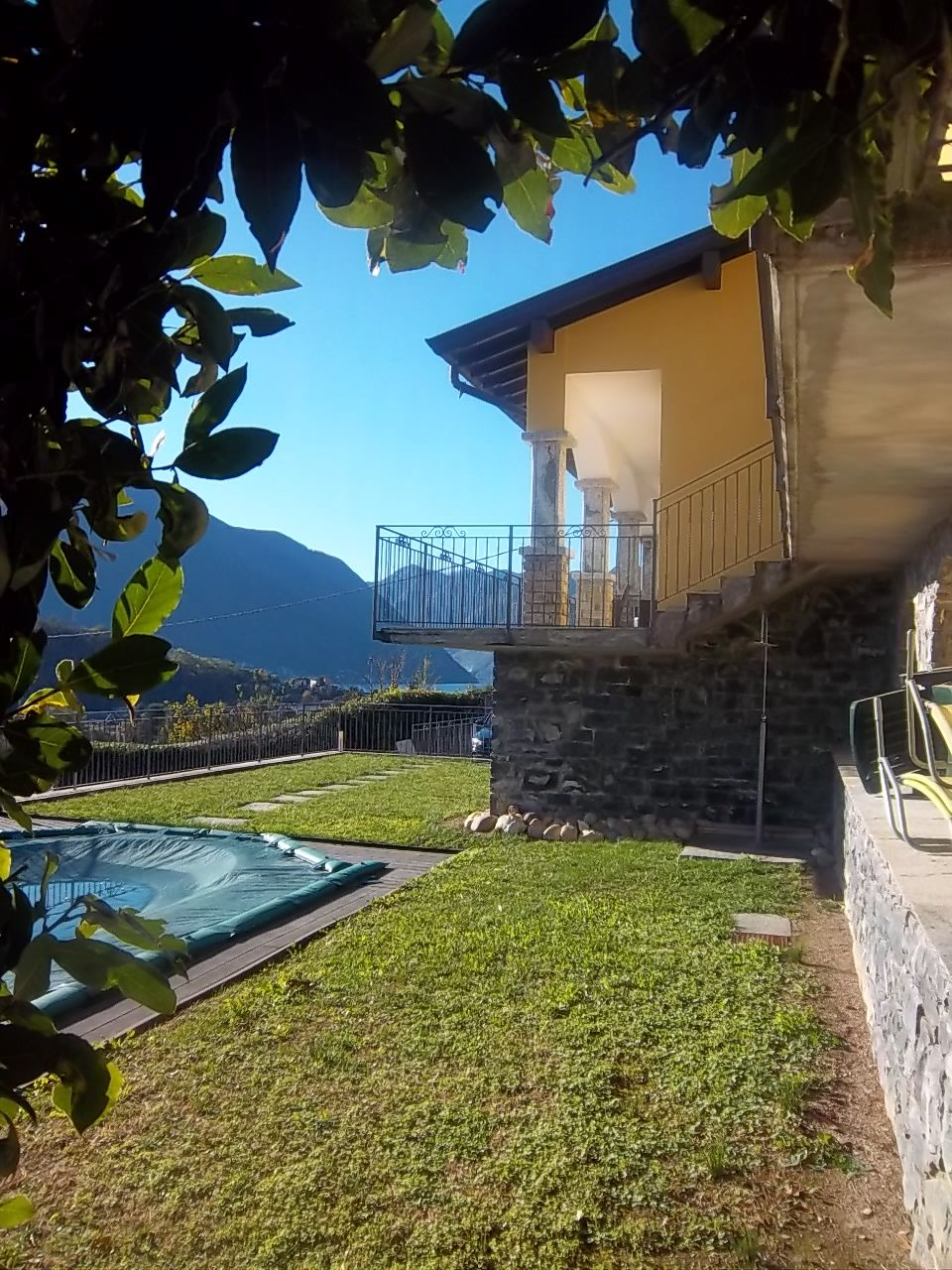 Villa in Tremezzina, Italien, 380 m2 - Foto 1