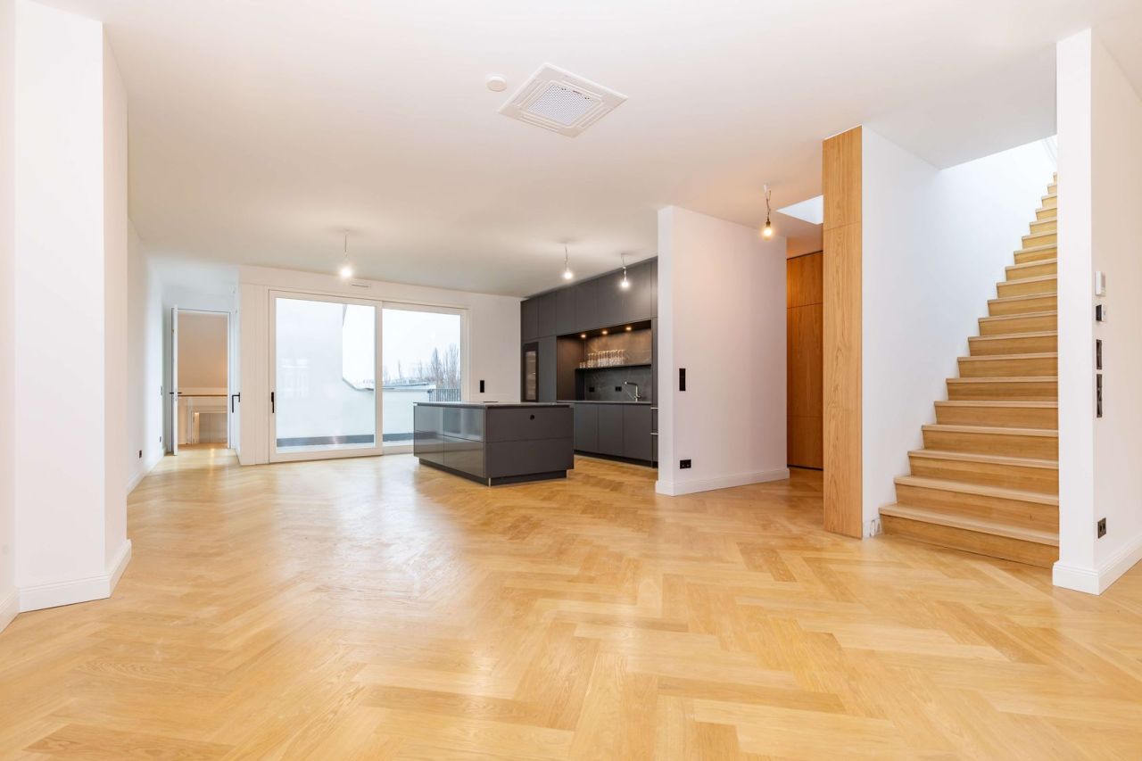Penthouse in Berlin, Germany, 260 sq.m - picture 1
