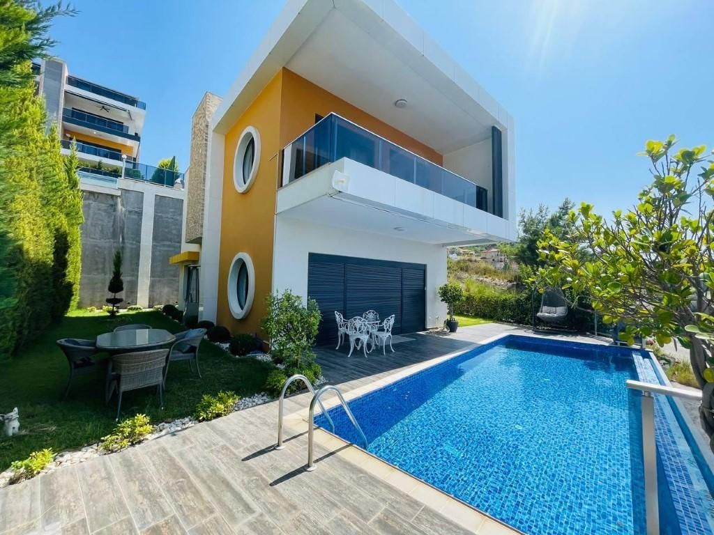 Villa in Alanya, Türkei, 175 m2 - Foto 1