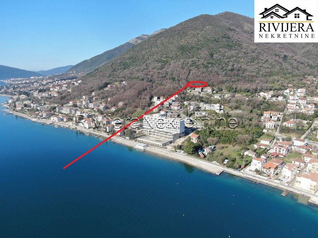 Terreno en Herceg-Novi, Montenegro, 1 460 m2 - imagen 1