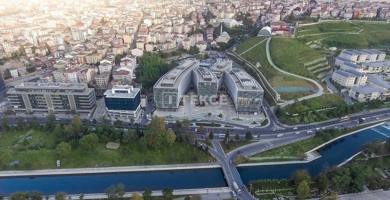 Hôtel à Istanbul, Turquie, 81 m2 - image 1