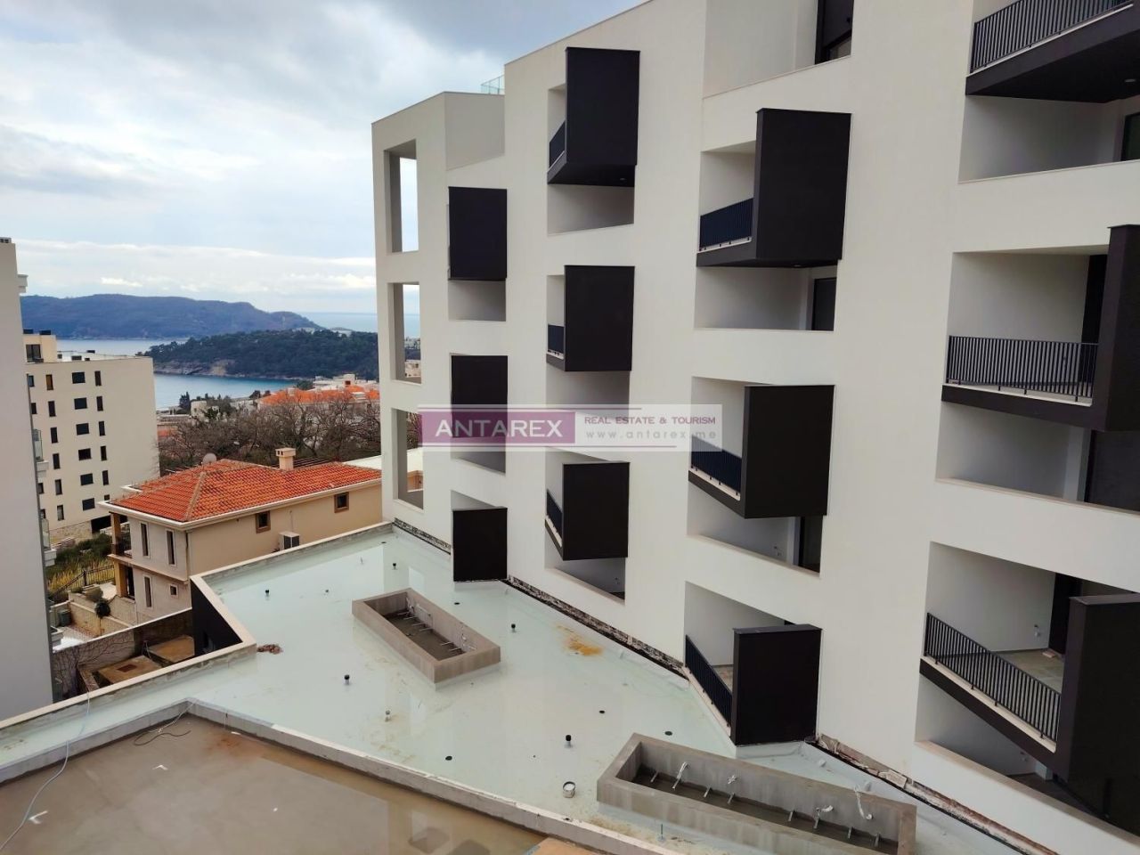 Apartment in Becici, Montenegro - Foto 1