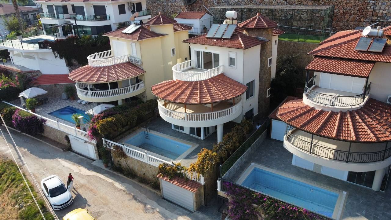 Villa in Alanya, Türkei, 300 m2 - Foto 1