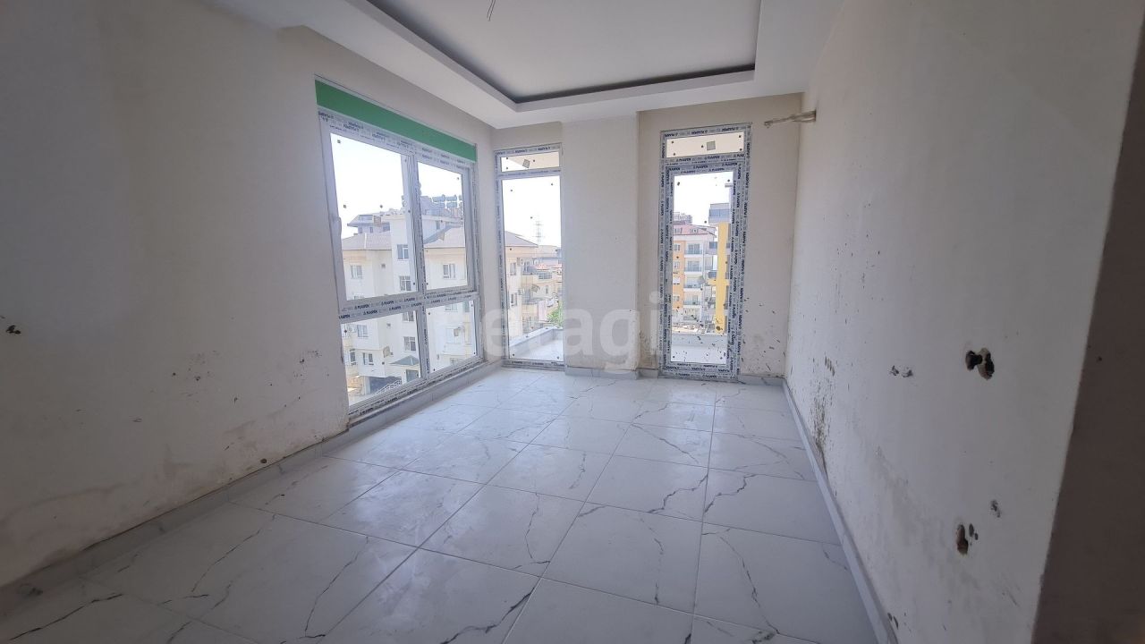 Appartement à Avsallar, Turquie, 85 m2 - image 1