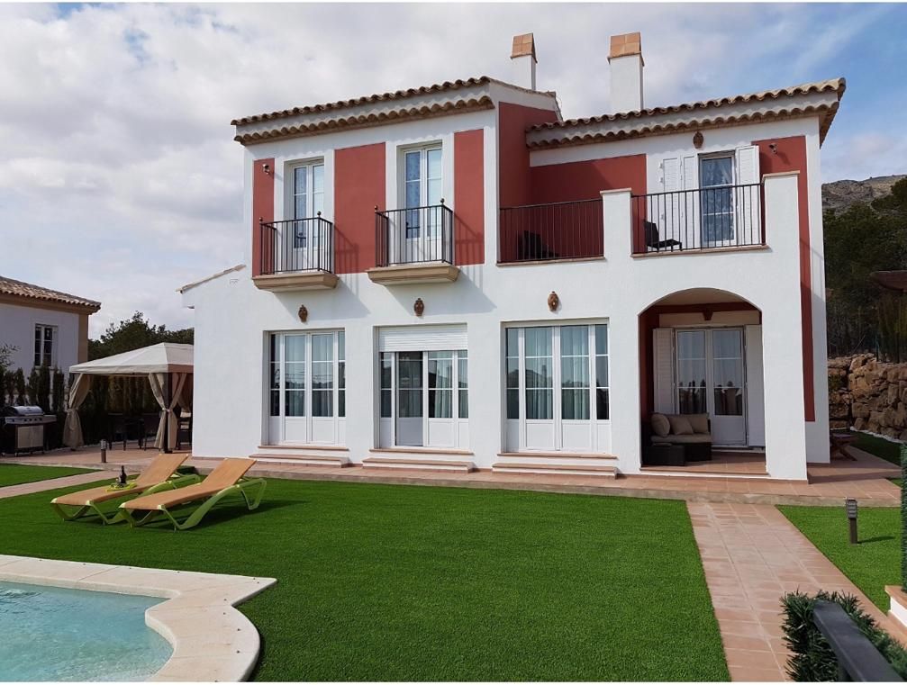 Villa in Finestrat, Spain, 214 sq.m - picture 1