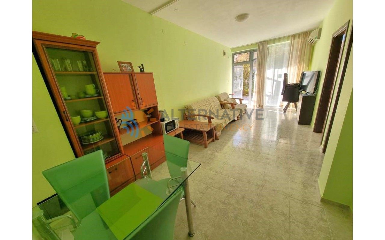 Appartement à Slantchev Briag, Bulgarie, 72 m2 - image 1
