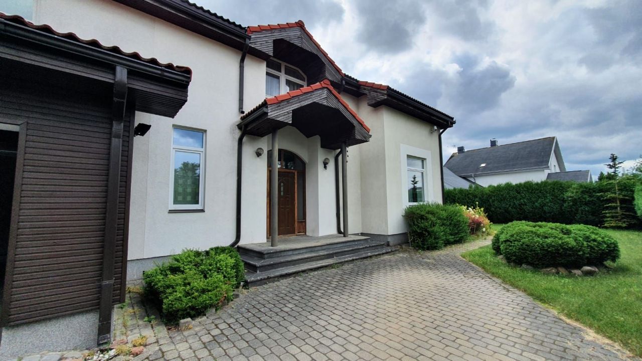 Haus in Mārupe, Lettland, 477 m2 - Foto 1