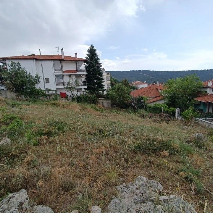 Land in Thessaloniki, Greece, 889 sq.m - picture 1