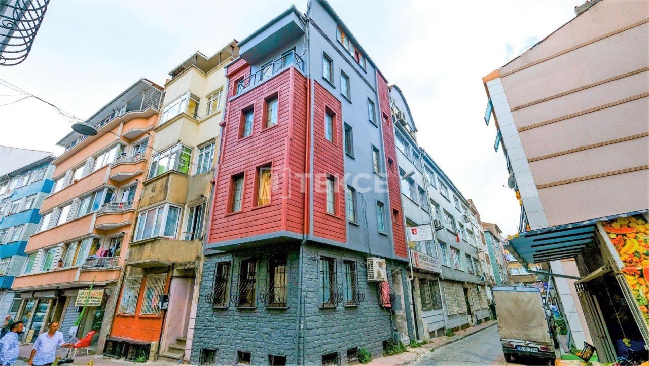 Apartment in Istanbul, Turkey, 185 sq.m - picture 1