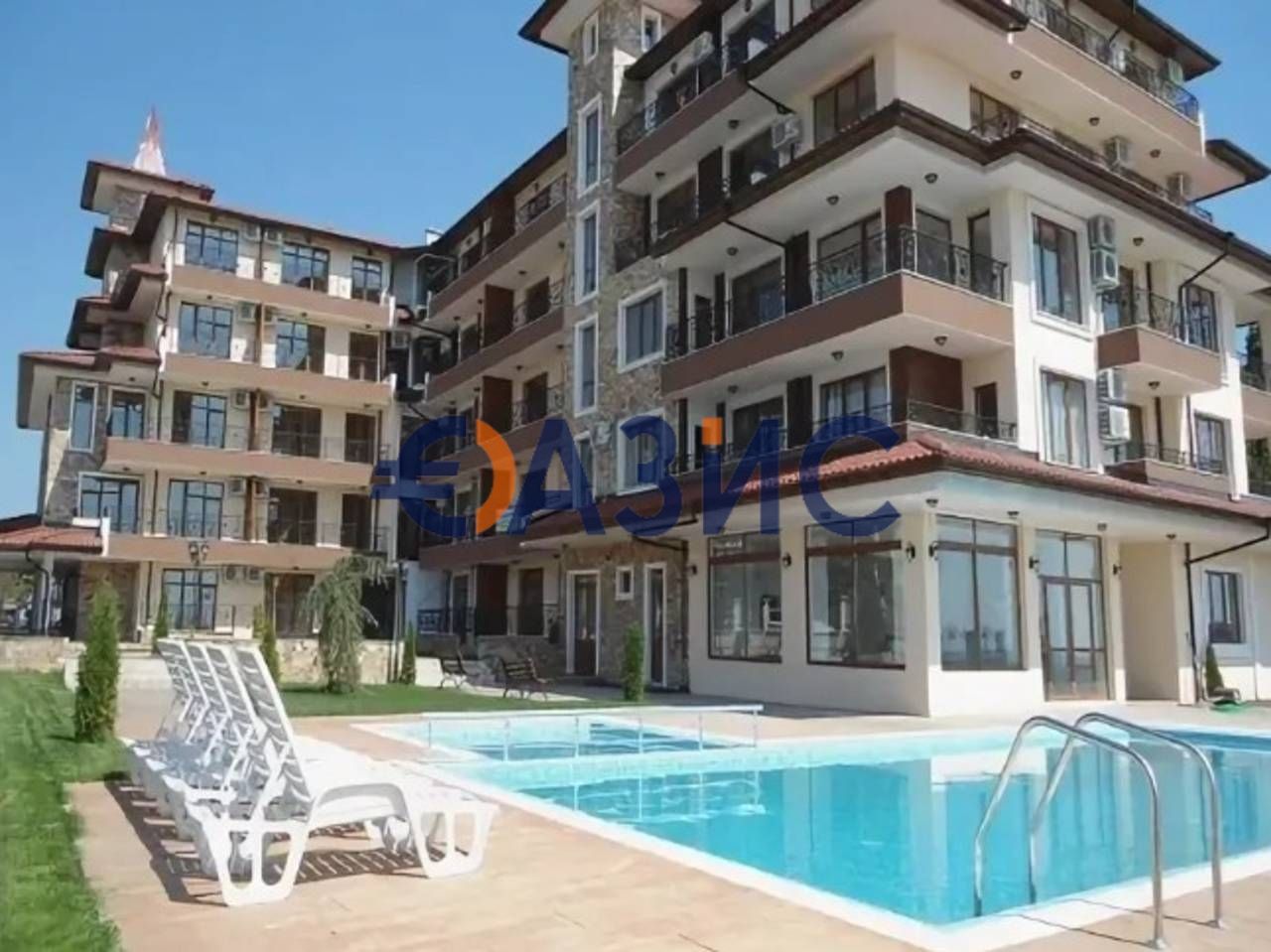 Apartment in Ravda, Bulgaria, 52.9 sq.m - picture 1