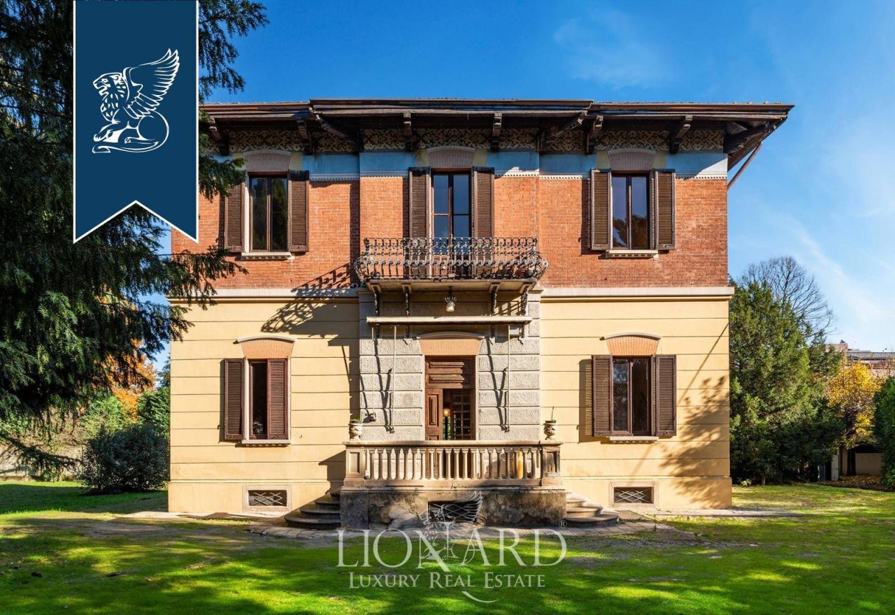 Villa in Monza, Italien, 450 m2 - Foto 1