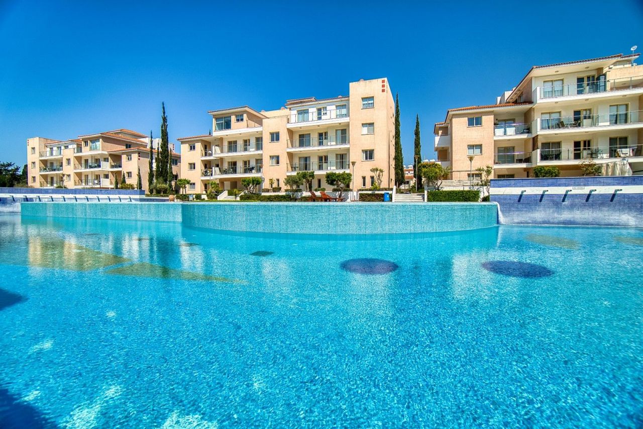 Apartment in Paphos, Cyprus, 84 sq.m - picture 1