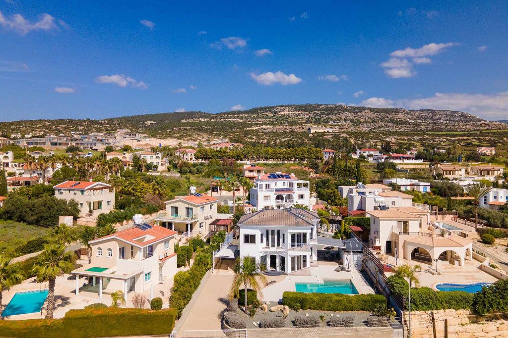 Villa in Paphos, Zypern, 207 m2 - Foto 1