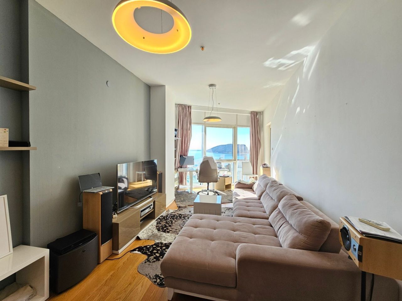 Apartment in Budva, Montenegro, 77 sq.m - picture 1