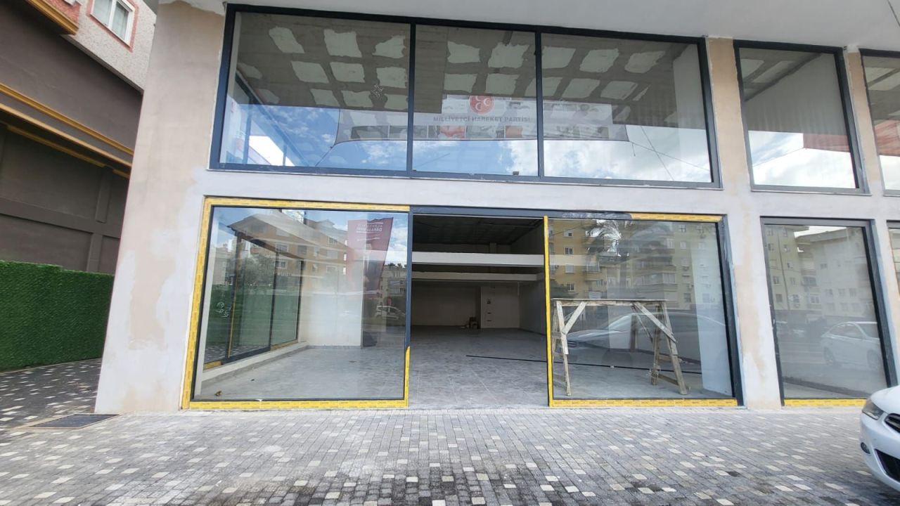 Commercial property in Alanya, Turkey, 280 sq.m - picture 1