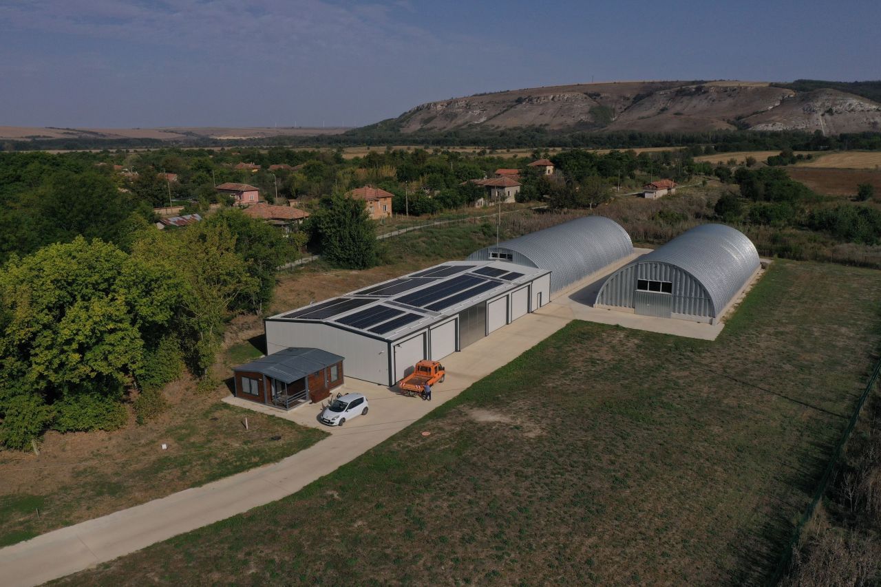 Fabrication à Pleven, Bulgarie, 8 500 m2 - image 1