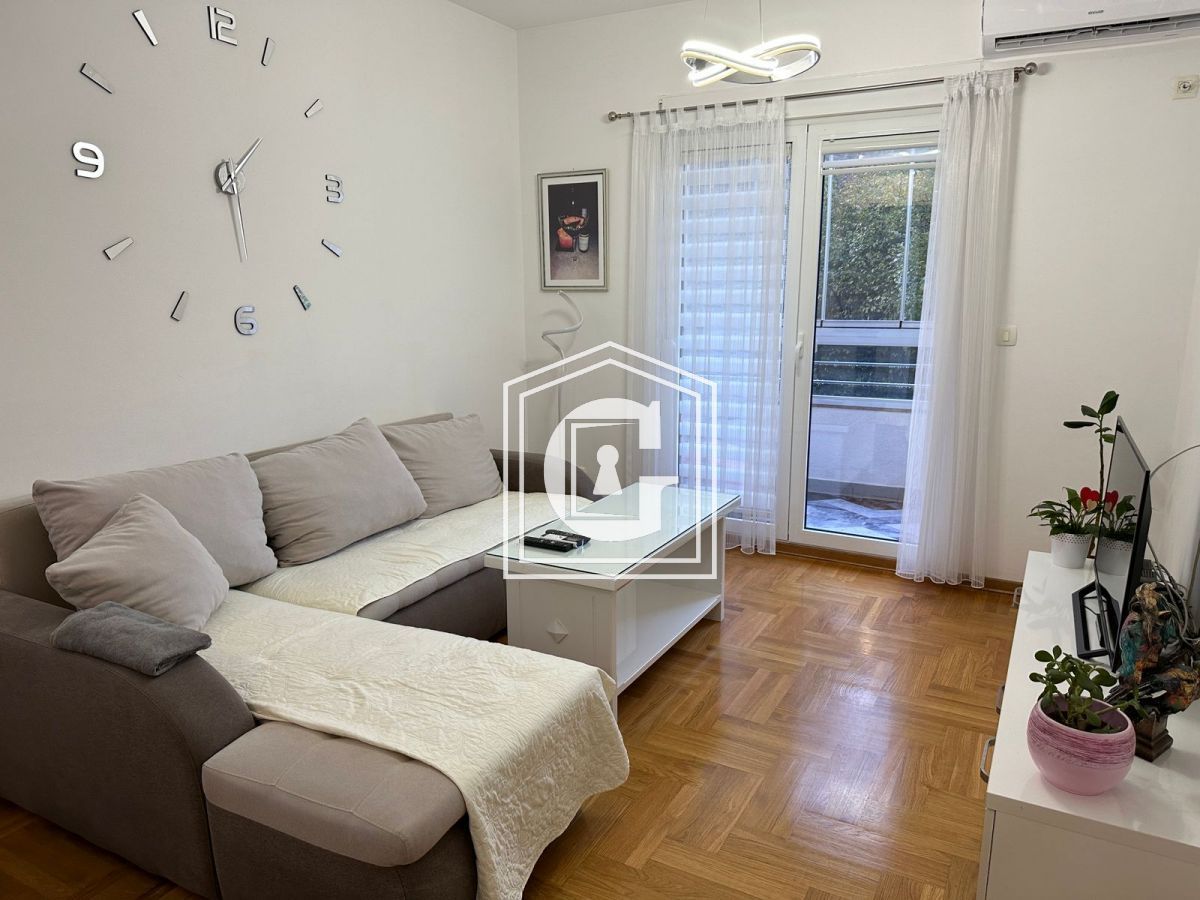 Apartment in Budva, Montenegro, 42 m2 - Foto 1
