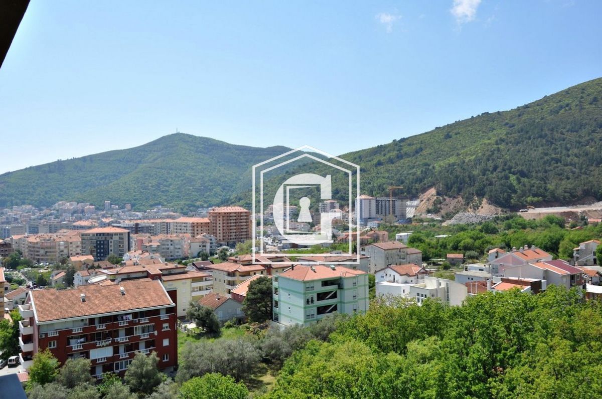 Apartment in Budva, Montenegro, 38 m2 - Foto 1