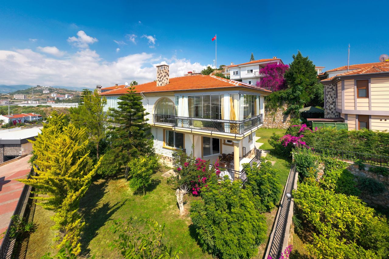 Villa à Konakli, Turquie, 180 m2 - image 1