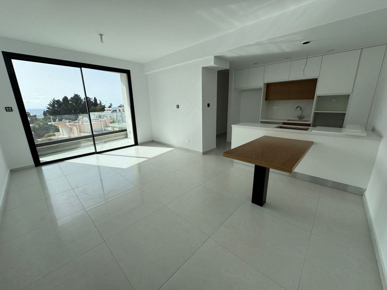 Flat in Paphos, Cyprus, 89 sq.m - picture 1