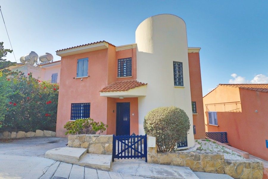 Villa in Paphos, Cyprus, 191 m² - picture 1