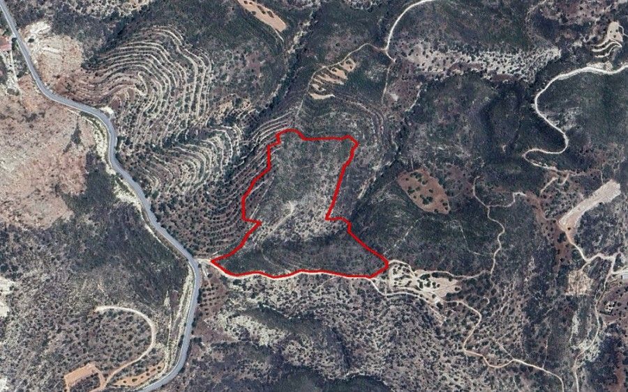 Land in Limassol, Cyprus, 54 995 sq.m - picture 1