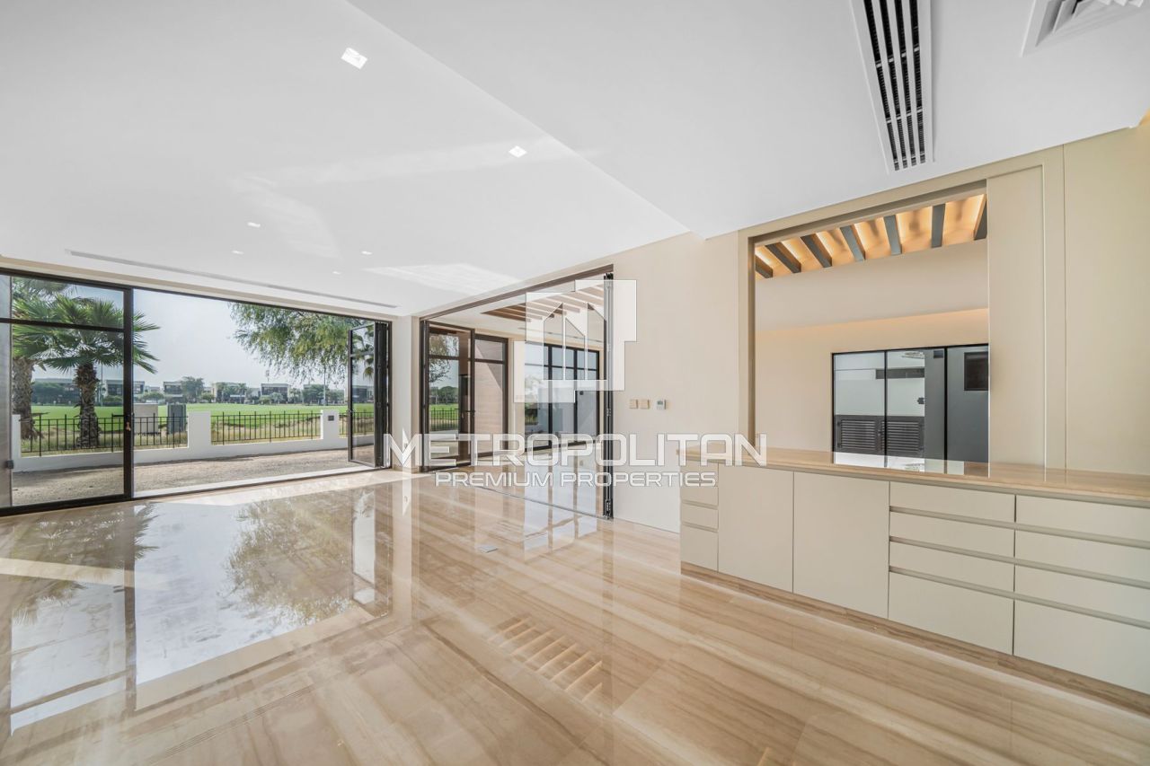 Villa à Dubaï, EAU, 515 m2 - image 1