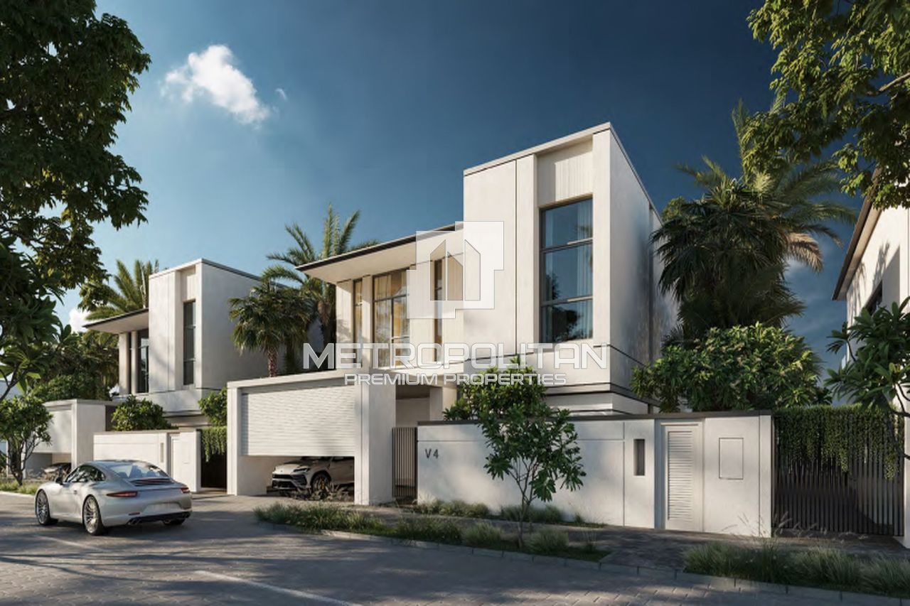 Villa à Dubaï, EAU, 351 m2 - image 1
