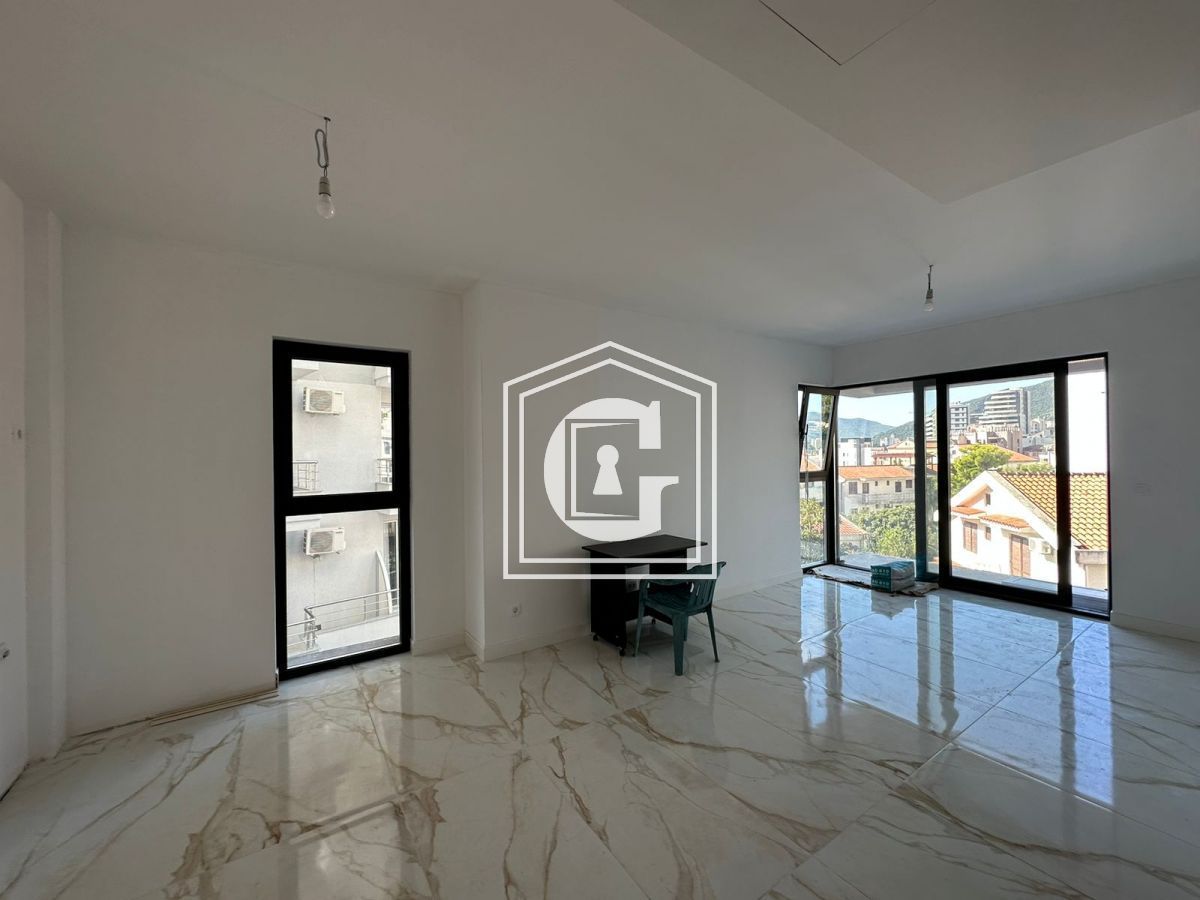 Apartamento en Rafailovici, Montenegro, 50 m2 - imagen 1