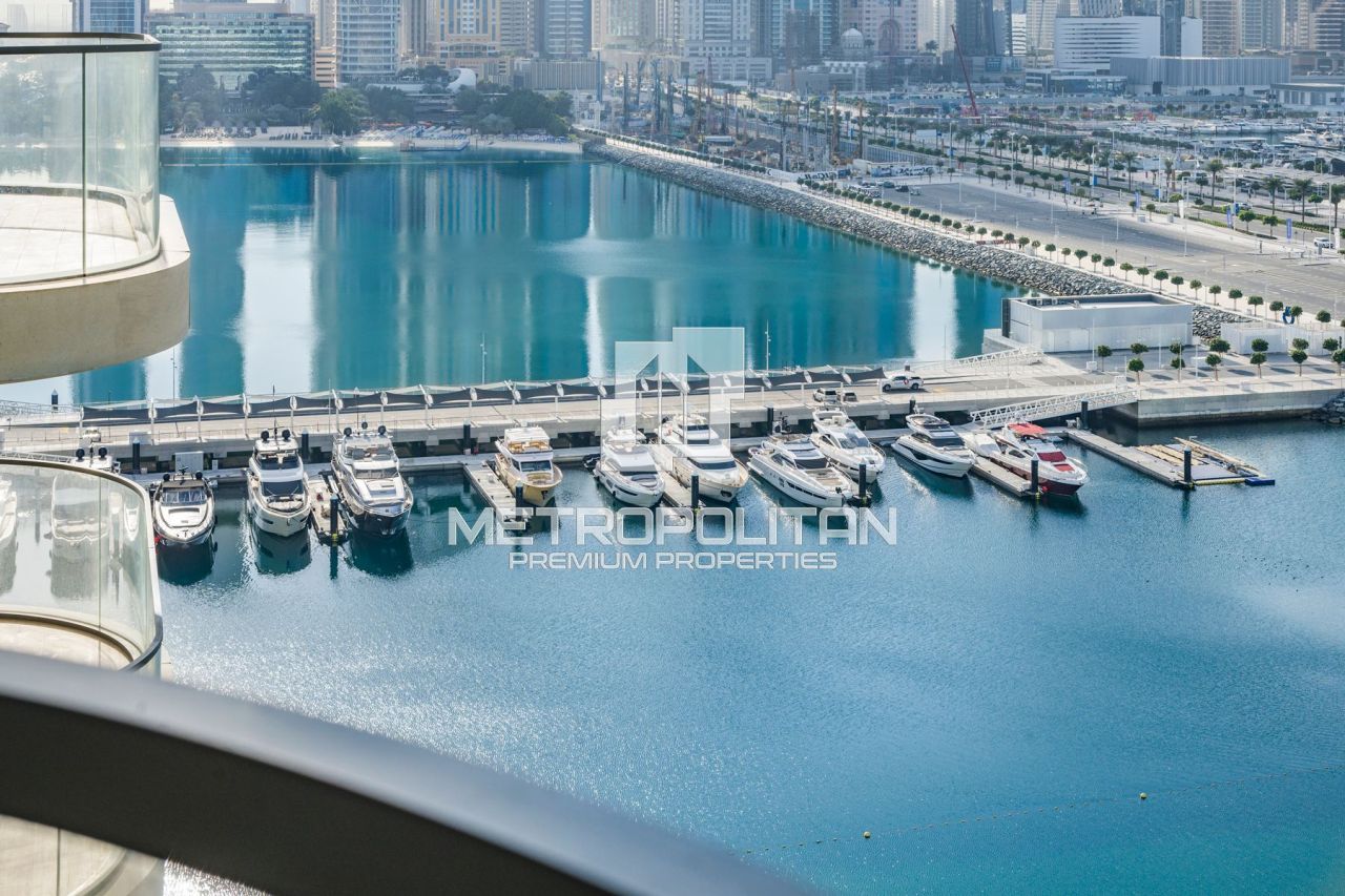 Apartamento en Dubái, EAU, 158 m2 - imagen 1