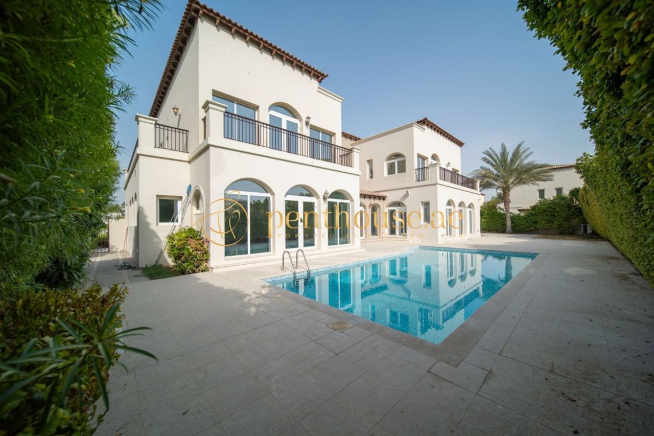 Villa en Dubái, EAU, 986 m2 - imagen 1