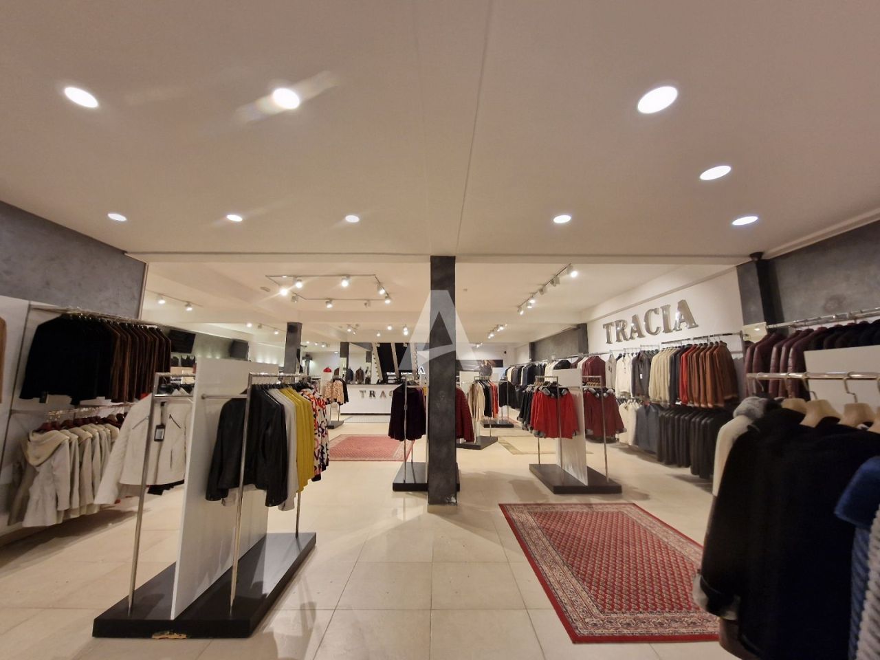 Boutique à Budva, Monténégro, 800 m2 - image 1