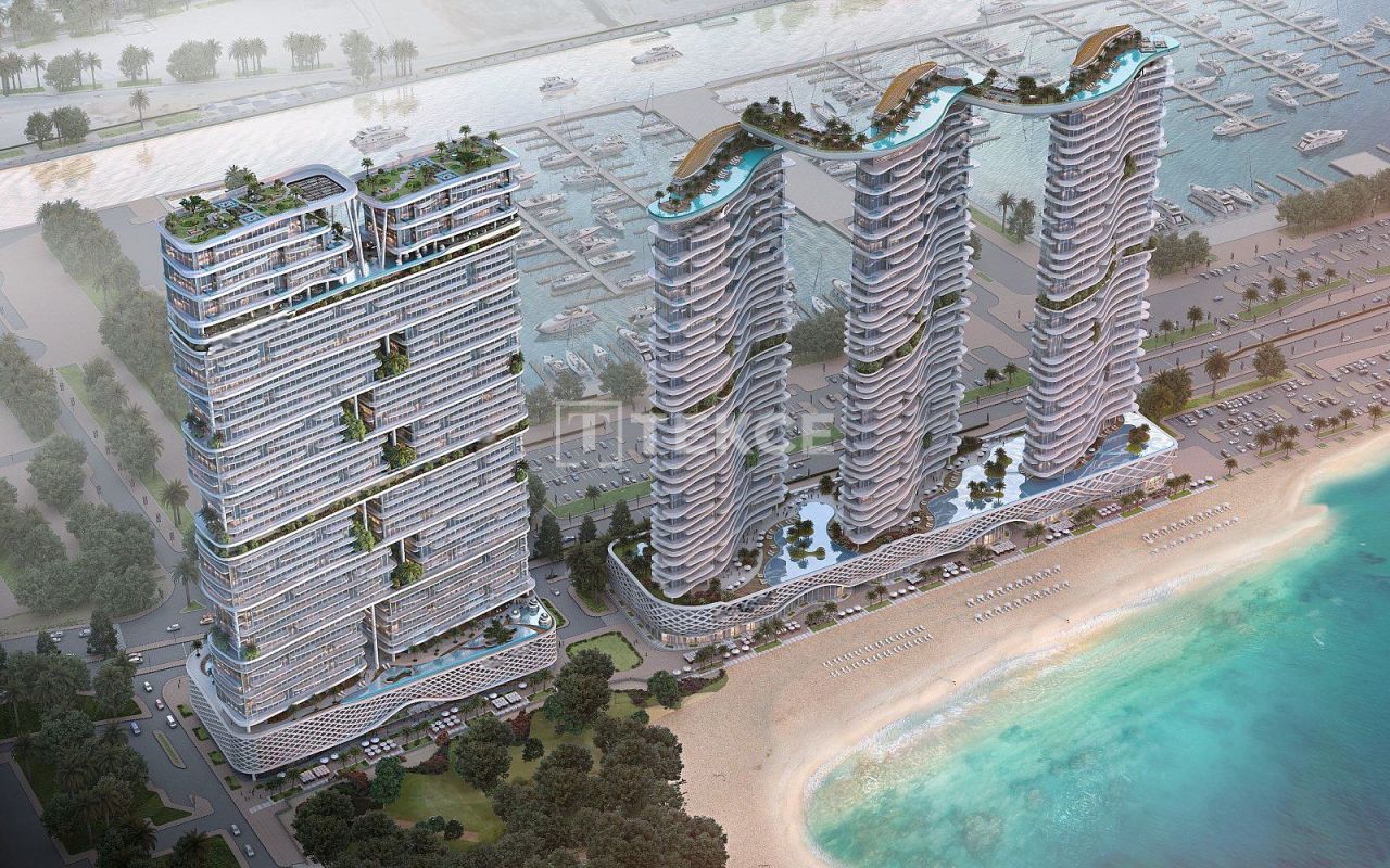 Apartment in Dubai, UAE, 162 sq.m - picture 1